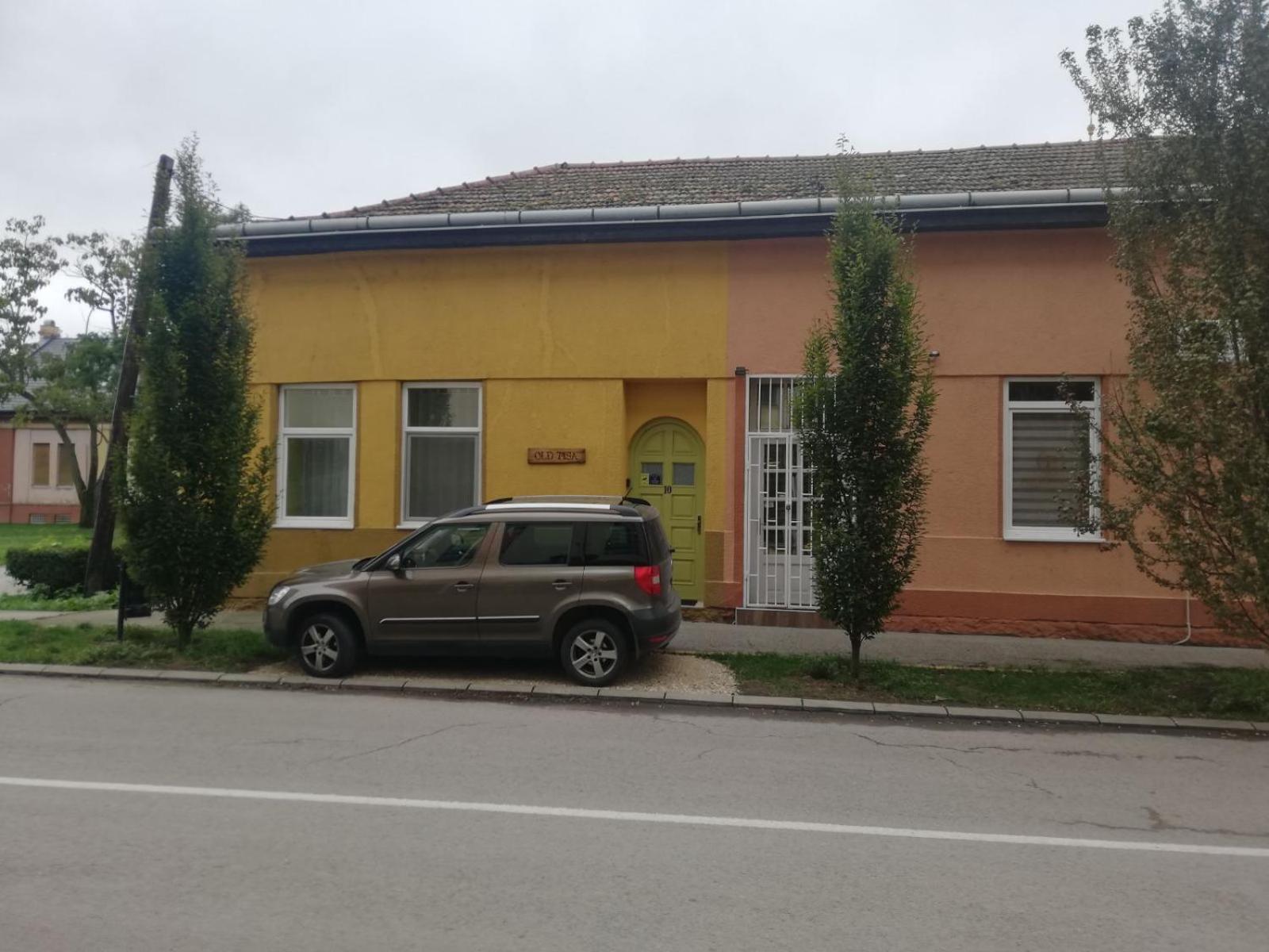 Old Tisa Apartment Senta Εξωτερικό φωτογραφία